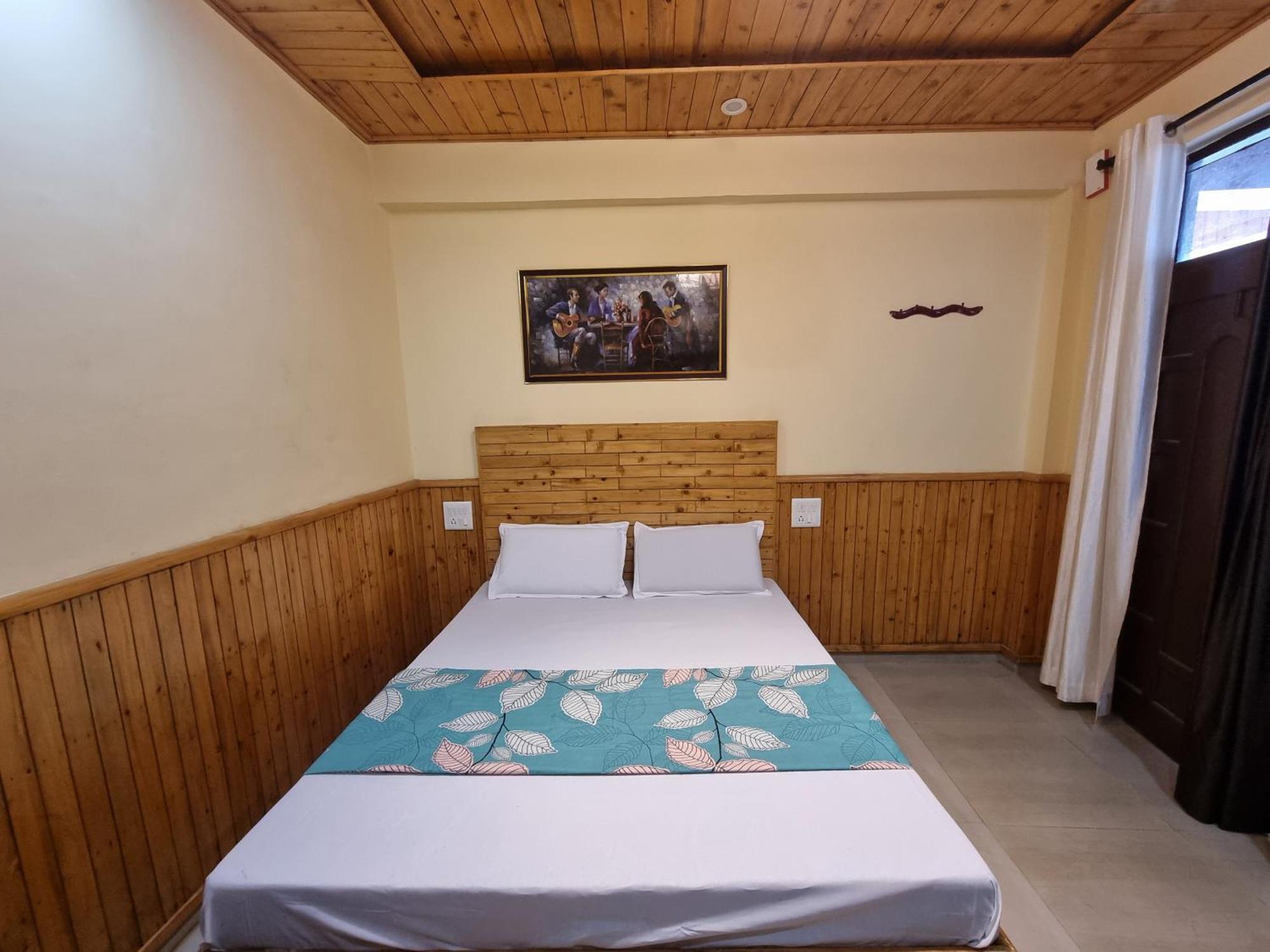 Forest Vibes Kalatop-Rooms And Restaurant Dalhousie Exterior photo