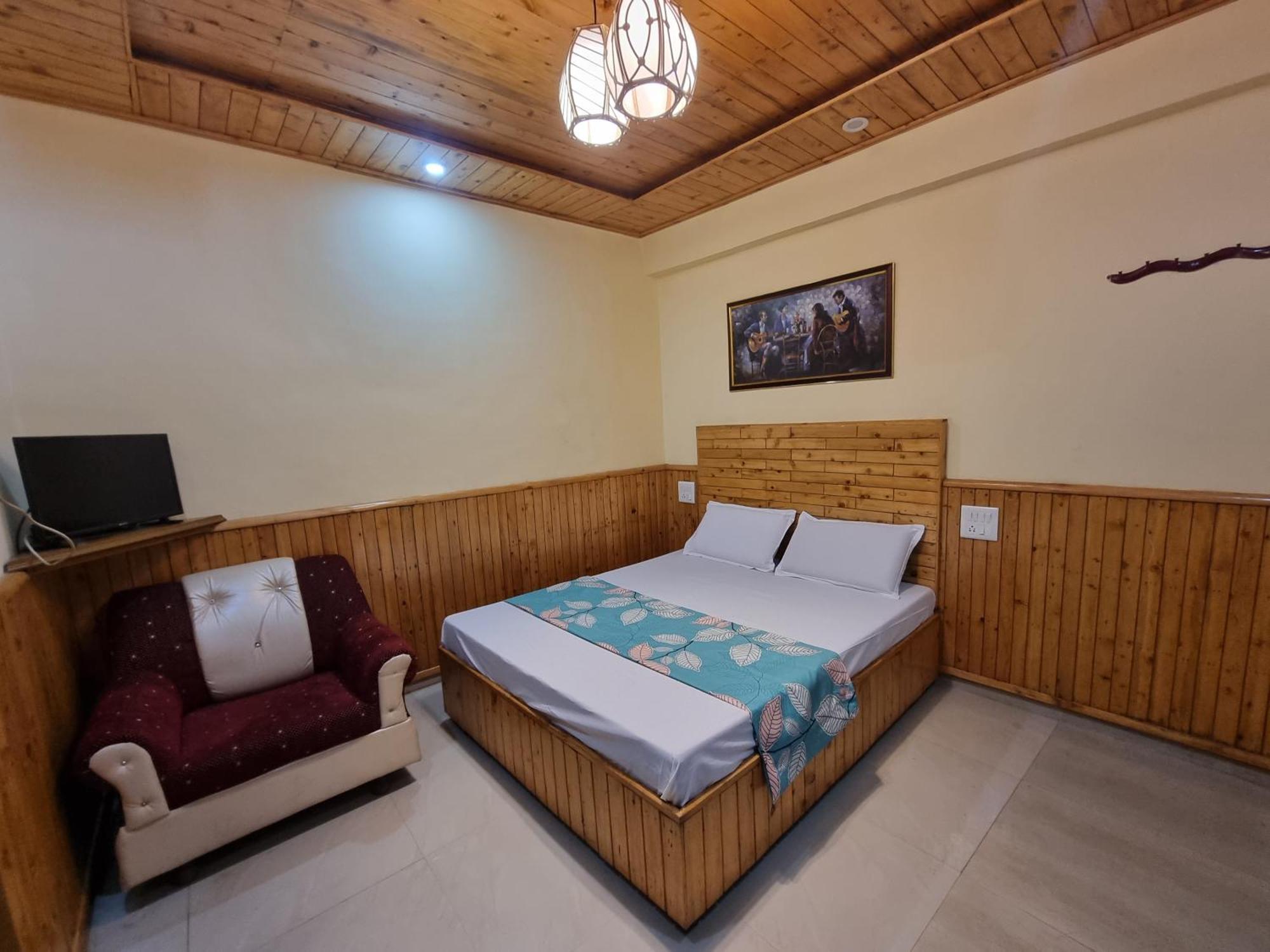 Forest Vibes Kalatop-Rooms And Restaurant Dalhousie Exterior photo