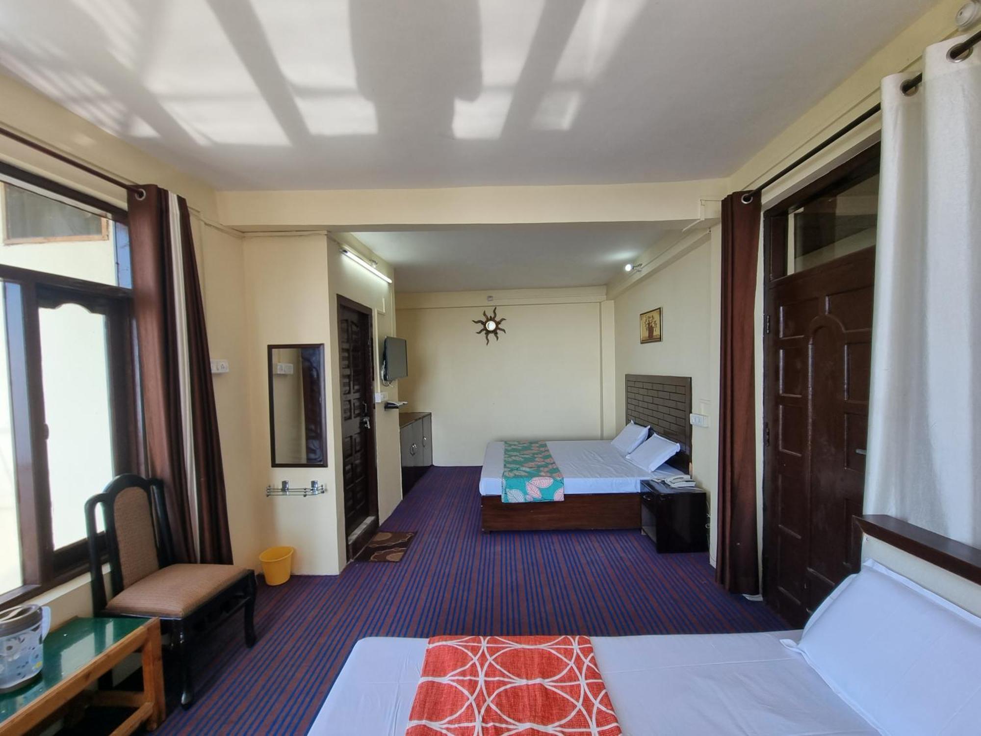 Forest Vibes Kalatop-Rooms And Restaurant Dalhousie Exterior photo