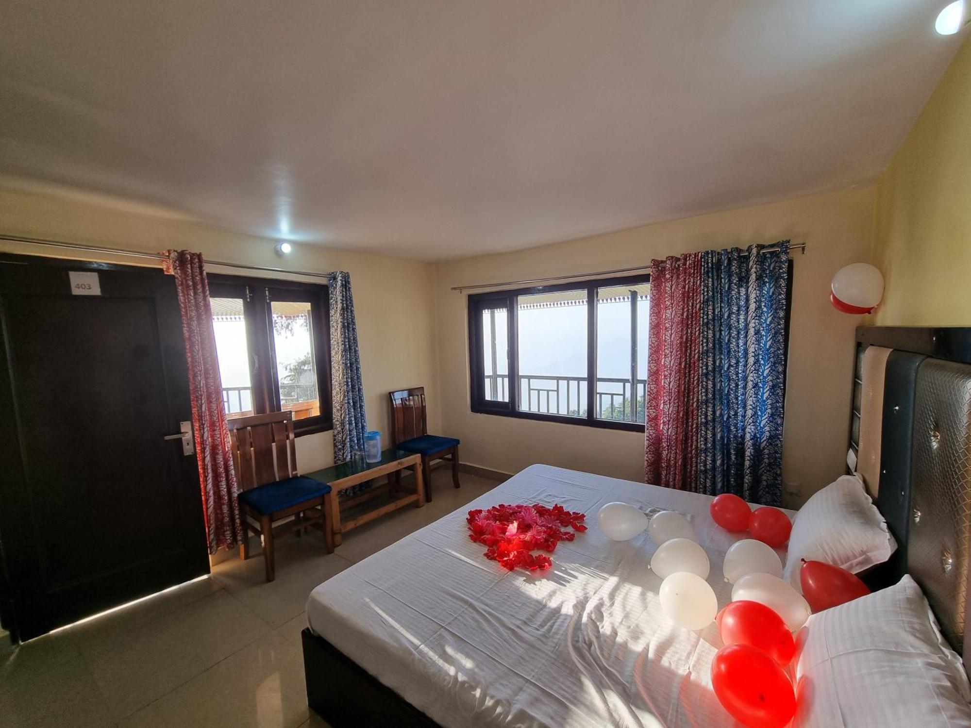 Forest Vibes Kalatop-Rooms And Restaurant Dalhousie Exterior photo